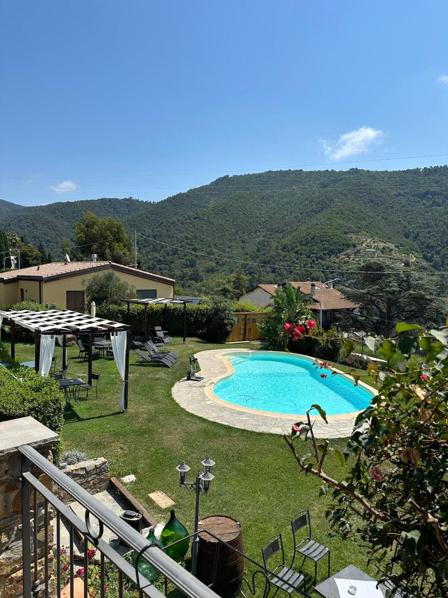 Agriturismo Ca Due Nonu Vallebona Exterior foto